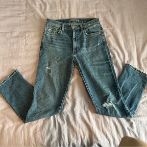 LIKE NEW Joe’s Jeans Distressed Straight Leg Jeans S27 Medium Wash